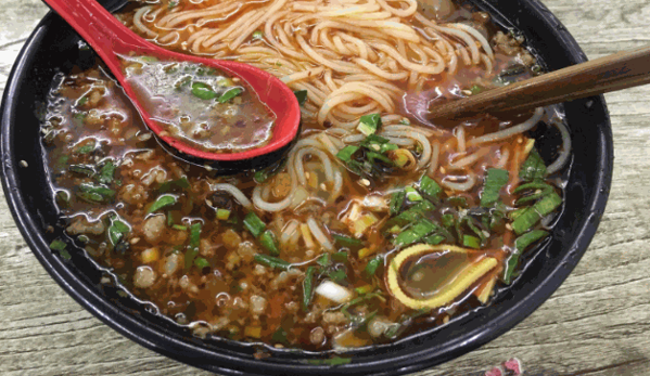 香满桥牛肉米线