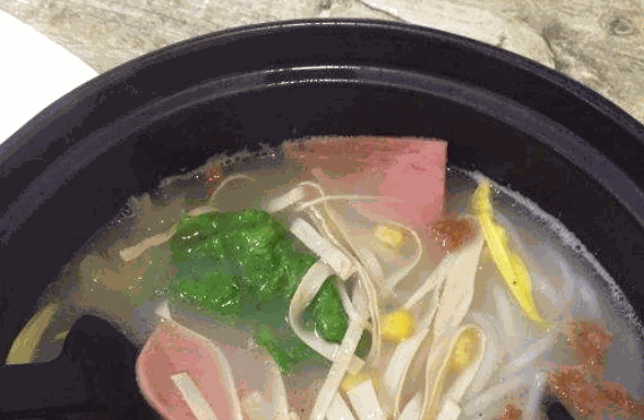 追味客骨汤米线