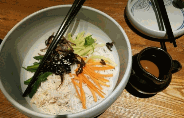 蓝胖子米线加盟