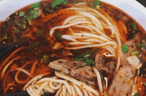 牛拉拉牛肉面