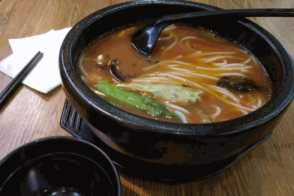 云水遥过桥米线