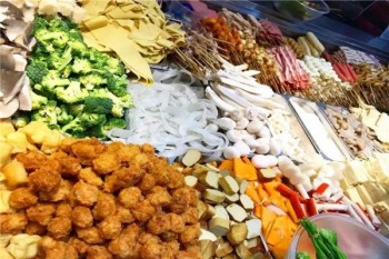 小馋猫麻辣烫产品 门店图片