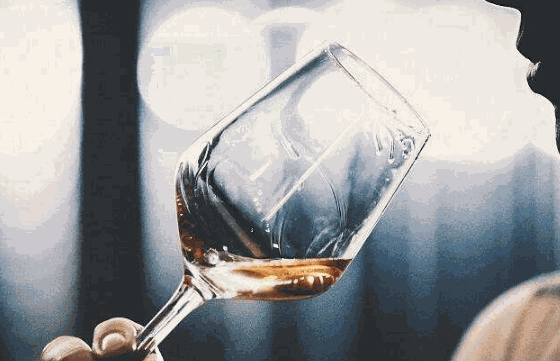 艾斯卡特酒业