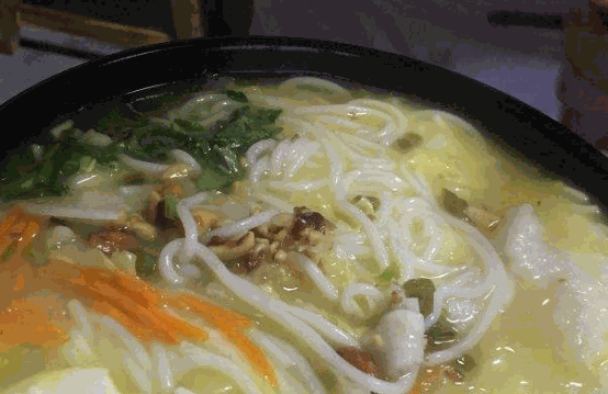 曹一酸汤鱼粉
