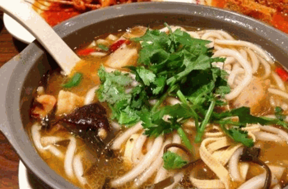 锅小邪土豆粉