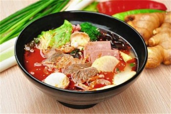老六麻辣烫产品 门店图片