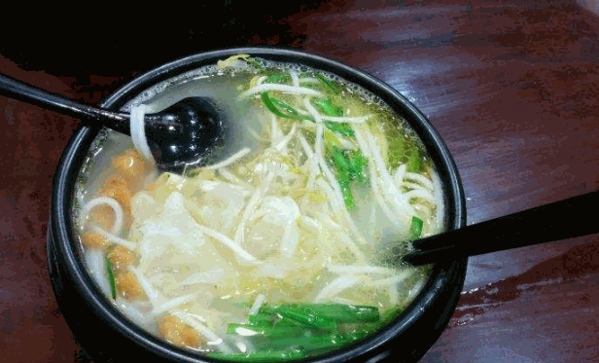 增和记蒙自米线
