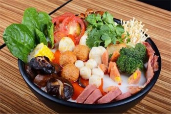 锋味麻辣烫产品 门店图片