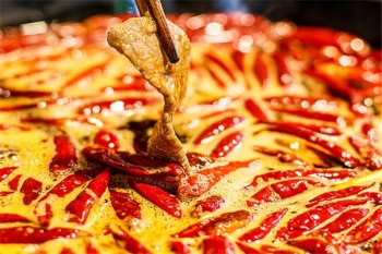 香辣麻三狠老火锅产品 门店图片