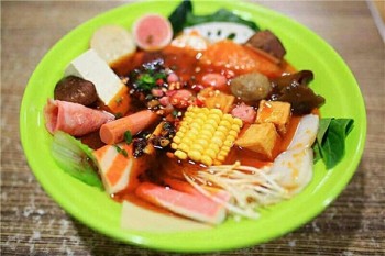 渝人码头骨汤麻辣烫产品 门店图片