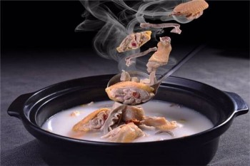 周氏竹荪鹅猪肚鸡火锅产品 门店图片