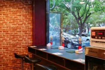 荷间辣月旋转小火锅产品 门店图片