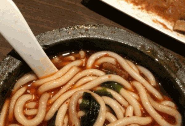 粉面桃花土豆粉