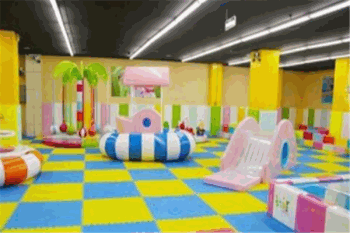 比比趣创意馆产品 门店图片