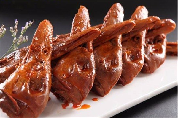任师傅麻辣鸭头产品 门店图片