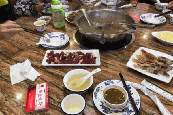 越来悦牛全牛火锅产品 门店图片