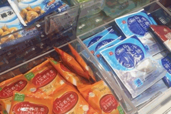 小胖零食产品 门店图片