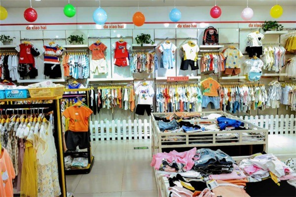 大小孩童装产品 门店图片