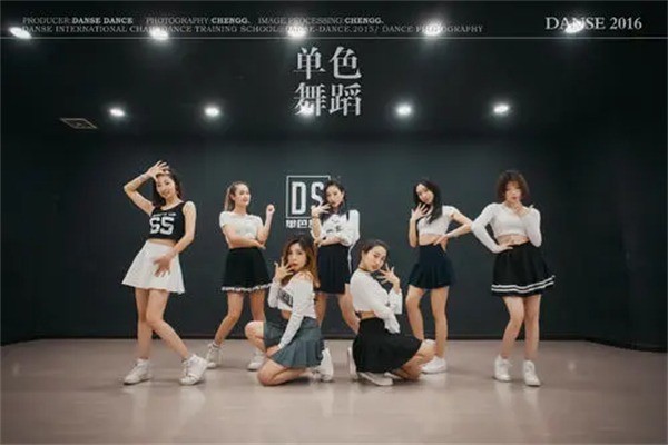 单色舞蹈产品 门店图片