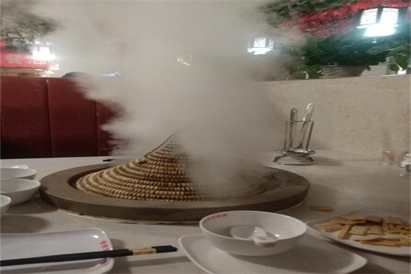 滇君鱼味蒸汽石锅鱼产品 门店图片