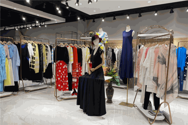黄慧玲女装产品 门店图片