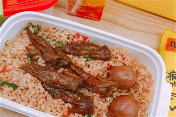 饭饭兽港式铁板炒饭产品 门店图片