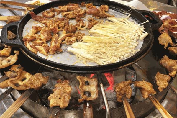 夜猫火盆烤肉产品 门店图片