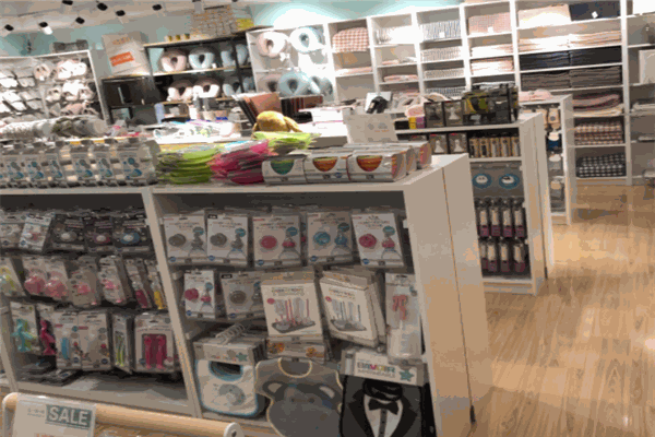一伍一拾饰品产品 门店图片