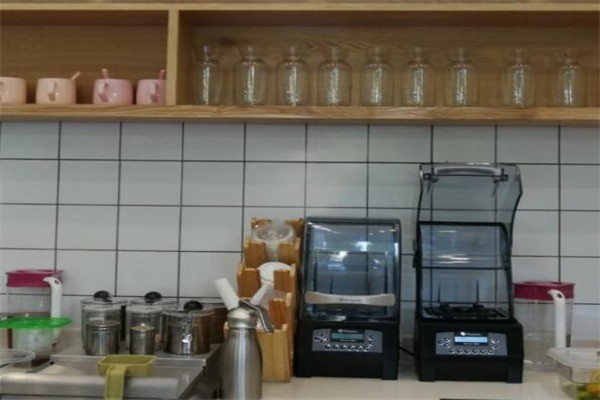 鲜之醇奶茶店产品 门店图片