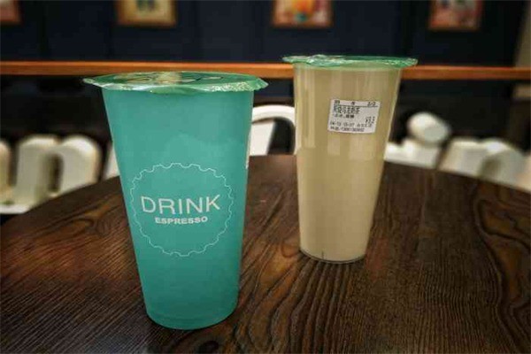 葳林爵阁奶茶产品 门店图片