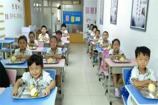 小叮当托管产品 门店图片