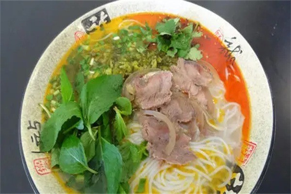 小黄牛米线产品 门店图片