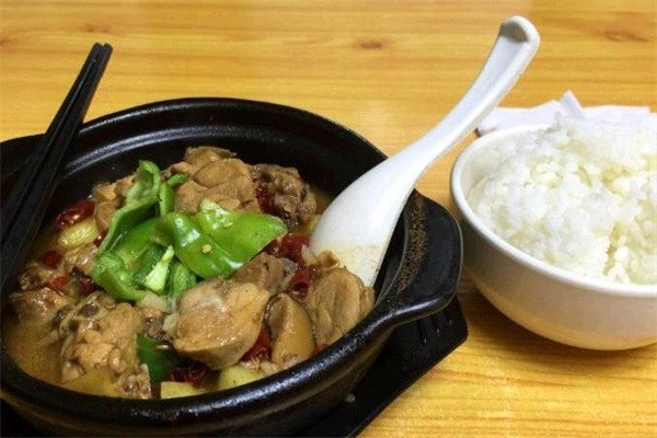 小五义黄焖鸡米饭产品 门店图片