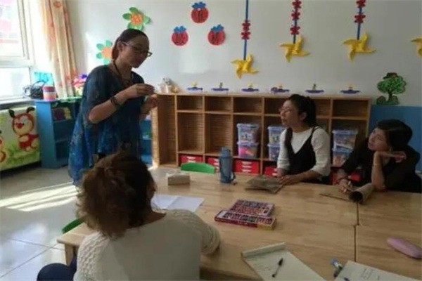 小红花幼儿园产品 门店图片