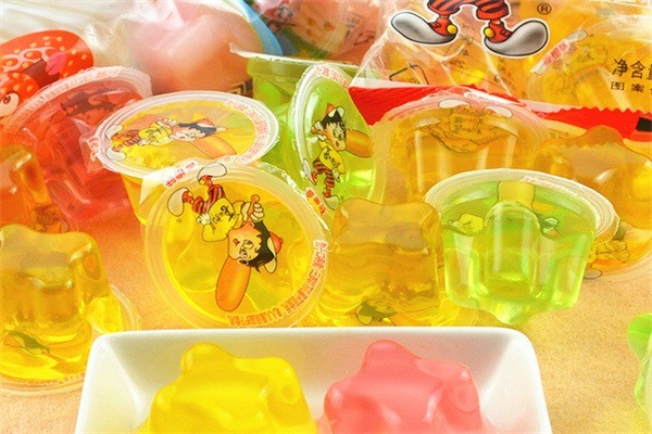 小秀同学休闲零食产品 门店图片