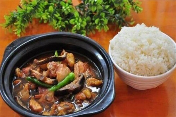 11只喵焖天下黄焖鸡产品 门店图片