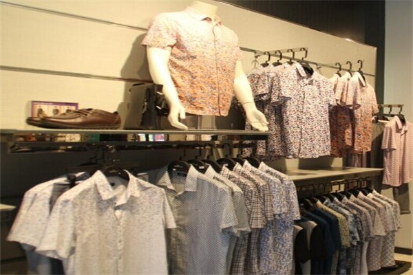 23号街区男装产品 门店图片