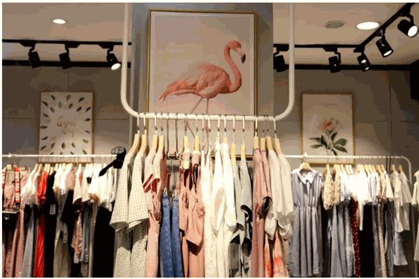 领卉女装产品 门店图片