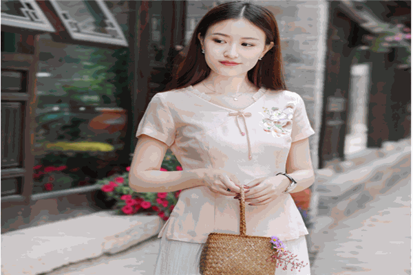 伶俐柠檬女装产品 门店图片