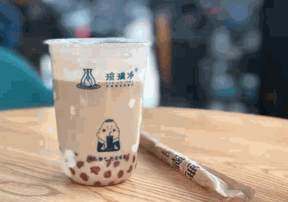 加盟琉璃净奶茶大概费用是多少？