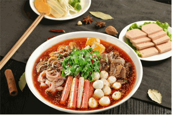 冒小奇骨汤麻辣烫产品 门店图片