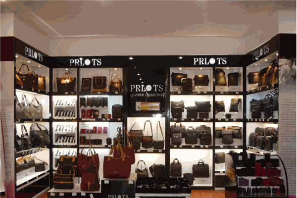 明才皮具产品 门店图片
