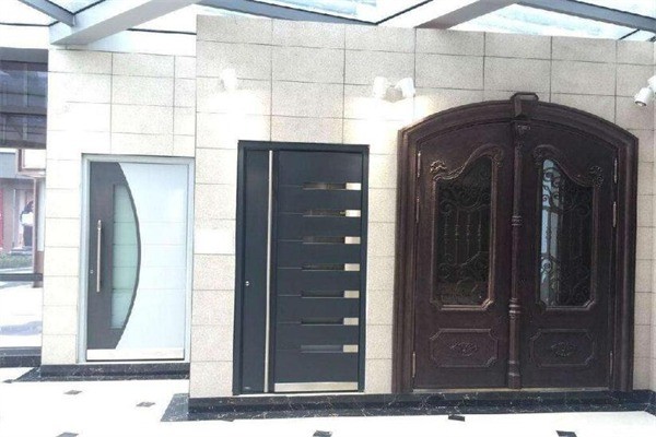 皇家护卫门业产品 门店图片