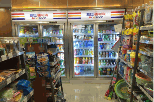 幕臣便利店产品 门店图片