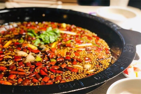 蛙鱼潭美蛙鱼头产品 门店图片