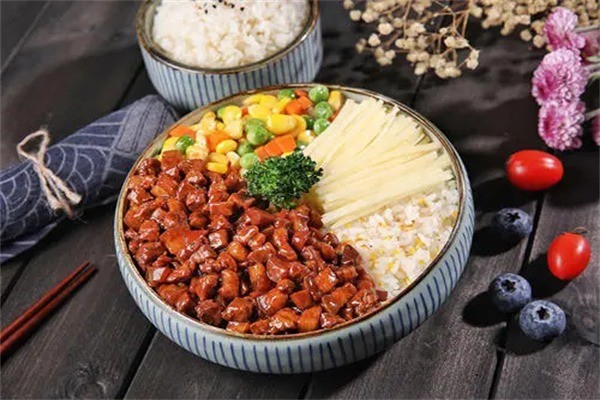 外婆炖卤肉饭产品 门店图片