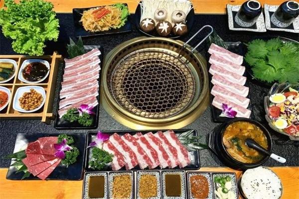 春山里烤肉产品 门店图片