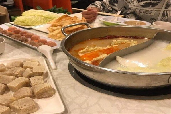 翠峰苑火锅产品 门店图片