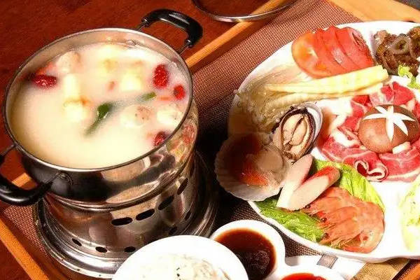 小当家旋转小火锅