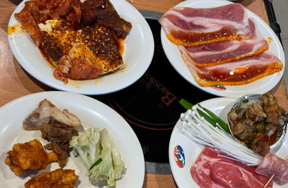 汉丽轩自助烤肉火锅